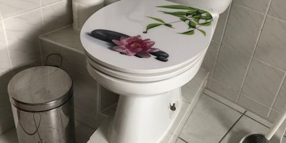 Monteurwohnung - Göttin - WC erhöht - Wiebke Grzembke