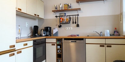 Monteurwohnung - WLAN - Wackersdorf - Küche der Monteurwohnung in Schwandorf - Gemütliche Wohnung 85qm² zu Vermieten