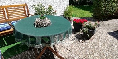 Monteurwohnung - Küche: eigene Küche - Goslar - Terrasse - Ferienwohnung Lisa