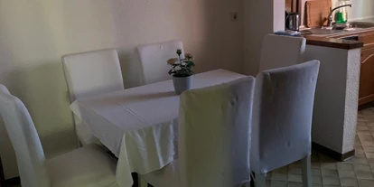 Monteurwohnung - Einzelbetten - Gödenroth - Esszimmer - Monteurzimmer in Sankt Goar ab 15€