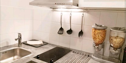 Monteurwohnung - Küche: eigene Küche - Mannswörth - 1020 Wien Nordbahnstraße - getrennte Betten- sat tv - netflix - wifi 