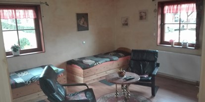 Monteurwohnung - PLZ 10318 (Deutschland) - getrennte Betten im Zimmer 1
 - Pension Feldblick