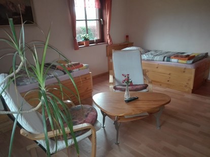 Monteurwohnung - Zimmertyp: Doppelzimmer - Herzfelde (Landkreis Märkisch-Oderland) - Zimmer 2 mit Schlafplätzen - Pension Feldblick