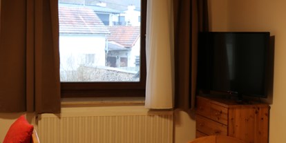 Monteurwohnung - Zimmertyp: Doppelzimmer - Unterbuchberg (Seewalchen am Attersee) - Gasthof Gruber Zimmer 6