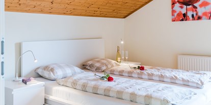 Monteurwohnung - Art der Unterkunft: Ferienwohnung - Oberösterreich - Schlafzimmer Whg 2 mit 56m2 im Obergeschoss - Ferienwohnung Mountain View 1