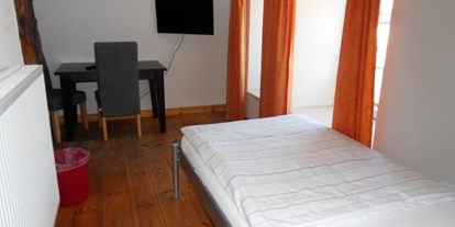 Monteurwohnung - Kühlschrank - Rullstorf - Einzelzimmer mit Bad - Monteurzimmer u. Wohnungen Nähe Lüneburg