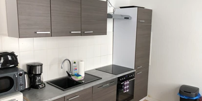 Monteurwohnung - Waschmaschine - PLZ 06188 (Deutschland) - Küche - 2 Zimmer Wohnung neben Burg Giebichenstein 