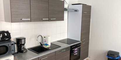 Monteurwohnung - Badezimmer: eigenes Bad - PLZ 06112 (Deutschland) - Küche - 2 Zimmer Wohnung neben Burg Giebichenstein 
