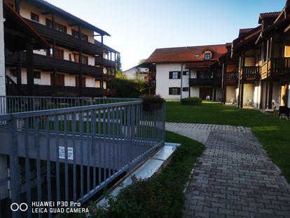 Monteurwohnung - Frühstück - Gotteszell - Eingang zur Tiefgarage - Aparthotel Zwiesel - Bayerischer Wald - Weber Nada