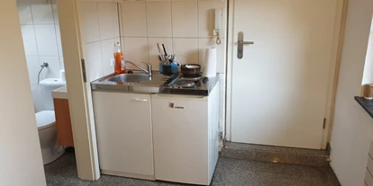 Monteurwohnung - Küche: eigene Küche - Gondelsheim - Küche - Adam