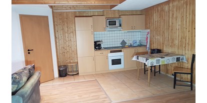 Monteurwohnung - Art der Unterkunft: Ferienwohnung - Senftenberg Hörlitz - Apartment , Küche und Wohnbereich - Ferienwohnung und Monteurzimmer Schuricht