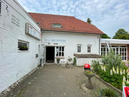 Monteurwohnung - Art der Unterkunft: Gästehaus - Bad Schwartau - Rezeption - K 357 - Monteurzimmer Lübeck und Umgebung