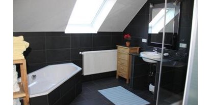 Monteurwohnung - TV - Hüttlingen Niederalfingen - Badezimmer - Monteurzimmer Aalen