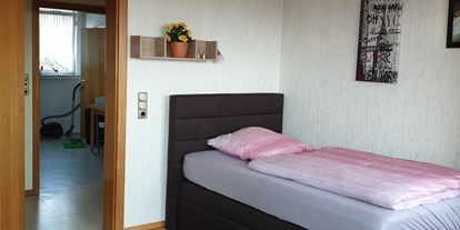 Monteurwohnung - Zimmertyp: Doppelzimmer - Fröndenberg - Gästehaus  mit 6 Monteurwohnungen .Neu renoviert  und modern eingerichtet. 