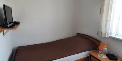 Monteurwohnung - Badezimmer: Gemeinschaftsbad - Bartenshagen-Parkentin - Einzelzimmer Zimmer 2 - Pension Küstenkind 