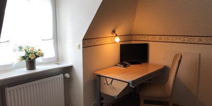Monteurwohnung - Zimmertyp: Mehrbettzimmer - Nübbel - Zimmer 3 - "Villa Düne" für Handwerker und Reisende 