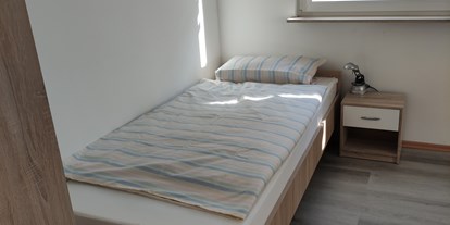 Monteurwohnung - Zimmertyp: Einzelzimmer - PLZ 77656 (Deutschland) - Trong Thuy Nguyen