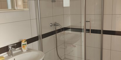 Monteurwohnung - Zimmertyp: Doppelzimmer - PLZ 77743 (Deutschland) - Trong Thuy Nguyen