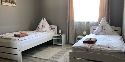 Monteurwohnung - Zimmertyp: Doppelzimmer - Peisching (Waldegg) - Privatzimmer Hammrich