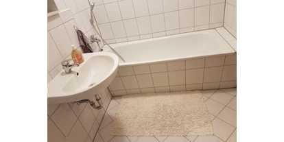 Monteurwohnung - Zimmertyp: Doppelzimmer - PLZ 04668 (Deutschland) - Bad mit Wanne - Wohnung Altstadt