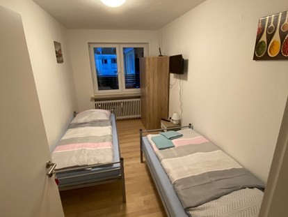 Monteurwohnung - Zimmertyp: Einzelzimmer - Brunnthal (Landkreis München) - Monteurunterkunft  / ab 18,- Nacht / Top Lage !