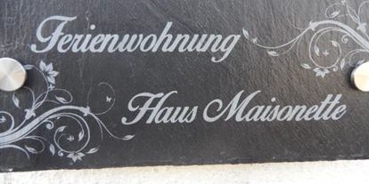Monteurwohnung - Bettwäsche: Bettwäsche inklusive - Lipprechterode - Türschild Ferienwohnung - Haus Maisonette am Harz, Thüringen, Deutschland