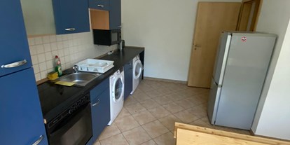 Monteurwohnung - Küche: eigene Küche - Abensberg - Ormann  Zimmer 