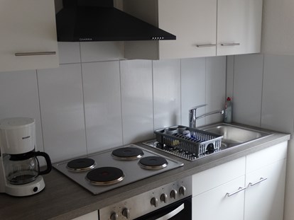 Monteurwohnung - Waschmaschine - PLZ 25584 (Deutschland) - Voll ausgestattete Küche - Haus Holo - Ganzes Haus - bis 5 Monteure