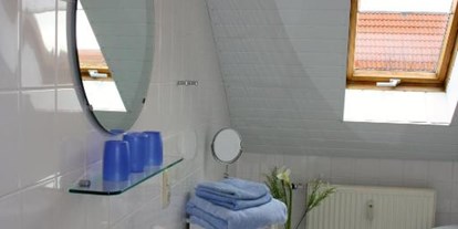 Monteurwohnung - Badezimmer: eigenes Bad - Wangerooge - Bad in Wohnung 2 - Ferienwohnungen Südhoff