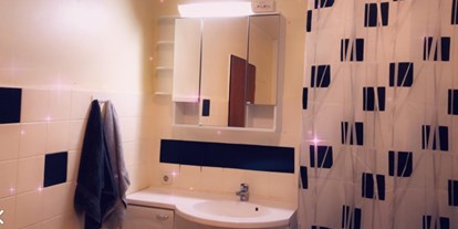 Monteurwohnung - Zimmertyp: Doppelzimmer - Hückelhoven - Badezimmer - Zolic Edvina