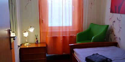 Monteurwohnung - Zimmertyp: Einzelzimmer - Wandersleben - Einzelzimmer  - Monteurzimmer mit WLAN und PKW/LKW Parkplatz GOTHA-ZENTRUM 