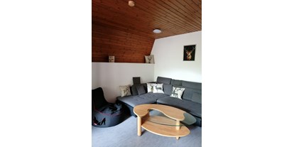 Monteurwohnung - Küche: Gemeinschaftsküche - Steinen Steinen - Wohnzimmer - Schwarzwald Appartement 