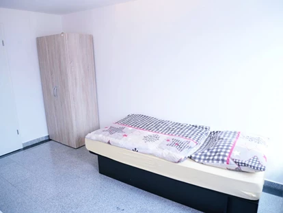 Monteurwohnung - Zimmertyp: Doppelzimmer - PLZ 87775 (Deutschland) - ZimmerB17