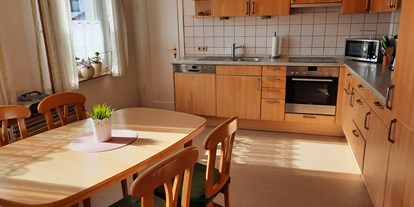 Monteurwohnung - Küche: eigene Küche - Niederorschel - Simone Ziesing-Kreis