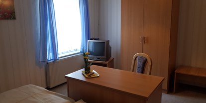 Monteurwohnung - Badezimmer: eigenes Bad - Wülknitz (Landkreis Meißen) - Zimmer mit TV - Pension Wendland