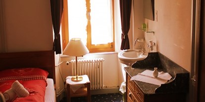 Monteurwohnung - Bettwäsche: keine Bettwäsche - Schweiz - Einzelzimmer dieser Kategorie. - Hotel Villa Silvana