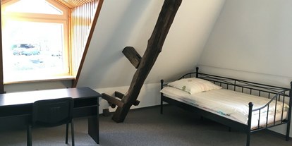 Monteurwohnung - Kühlschrank - Büdelsdorf - Große und helle Monteurzimmer Wohnung in zentraler Lage ab sofort Frei!!