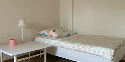 Monteurwohnung - Bettwäsche: Bettwäsche inklusive - Rickert - Große und helle Monteurzimmer Wohnung in zentraler Lage ab sofort Frei!!
