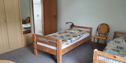 Monteurwohnung - Zimmertyp: Mehrbettzimmer - Thüringen Süd - Zimmer 4 für 2 Personen - Alte Schule Heberndorf