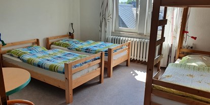 Monteurwohnung - Küche: Küchenmitbenutzung - Blankenberg (Saale-Orla-Kreis) - Zimmer 6 für 2-4 Personen - Alte Schule Heberndorf