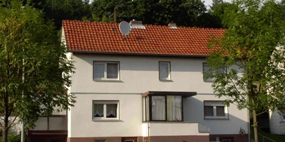 Monteurwohnung - Kühlschrank - Nentershausen (Hersfeld-Rotenburg) - Ansicht des Hauses Ferienhaus Brand - Ferienhaus Brand