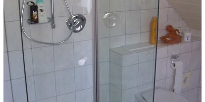 Monteurwohnung - Zimmertyp: Doppelzimmer - PLZ 37293 (Deutschland) - Dusche im Bad - Nadine Brand Ferienhaus Bebra II