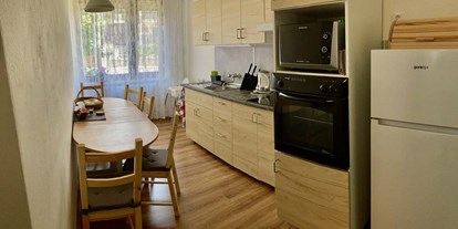 Monteurwohnung - Küche: eigene Küche - Waldviertel - Appartment Hrušovany