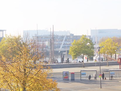 Monteurwohnung - Parkplatz: kostenpflichtige Parkplätze in der Straße - Uthlede - Aussicht vom Balkon - Monteurhaus Bremen 