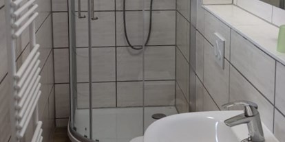 Monteurwohnung - Badezimmer: eigenes Bad - PLZ 06128 (Deutschland) - Bad Whg. 4 - Wohnen in Halle