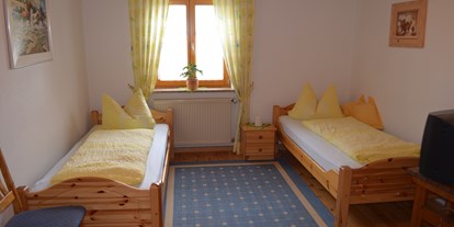 Monteurwohnung - Zimmertyp: Doppelzimmer - Schäftlarn - 3-Bett Zimmer - Monteurwohnung Seidl