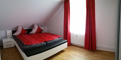 Monteurwohnung - Badezimmer: eigenes Bad - Leitzweiler - Schlafzimmer (Beispiel) - Casa-Bola Nonnweiler