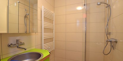 Monteurwohnung - Badezimmer: eigenes Bad - Schleusegrund - Monteurunterkunft Appartments Uli
