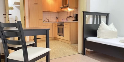 Monteurwohnung - Zimmertyp: Doppelzimmer - Schwarzach bei Nabburg - Wohnbereich - Monteurappartement in super Lage / Monteurunterkunft (SAD171)