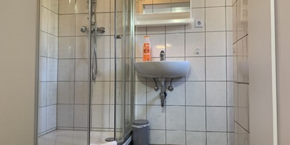 Monteurwohnung - Art der Unterkunft: Apartment - Kallmünz - Badezimmer - Monteurwohnung / Übergangswohnung (TEU101)